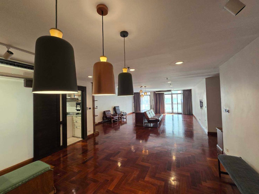 For SaleCondoSukhumvit, Asoke, Thonglor : LTH11716 -Baan Phrom Phong FOR SALE Size 193 sqm. 3 beds 3 baths Near BTS Phrom Phong Station ONLY 13 MB