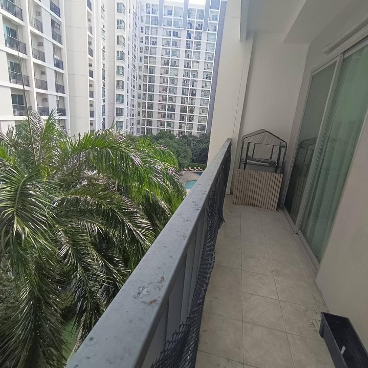 For SaleCondoPattanakan, Srinakarin : 🏕️ For sale The parkland srinakarin (The Parkland Srinakarin) 🛏️ 2 bedrooms 🛁 2 bathrooms 🛋️ 1 living room, size 66 sq m., Building C, 5th floor 🍃 City view ✨ Price 3,200,000 baht ✨