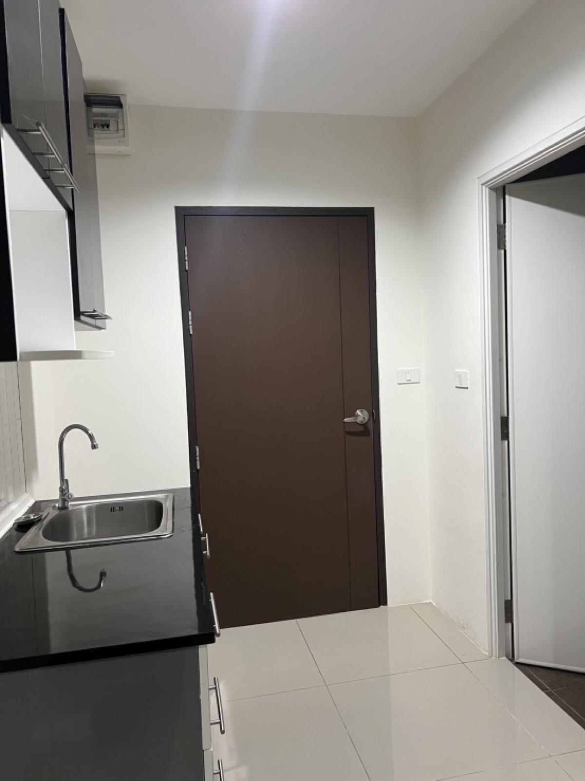 For RentCondoPattanakan, Srinakarin : For rent: Asakan Place Srinakarin, 15th floor, price 8,500 baht, accepting reservations 📌 Ready to move in