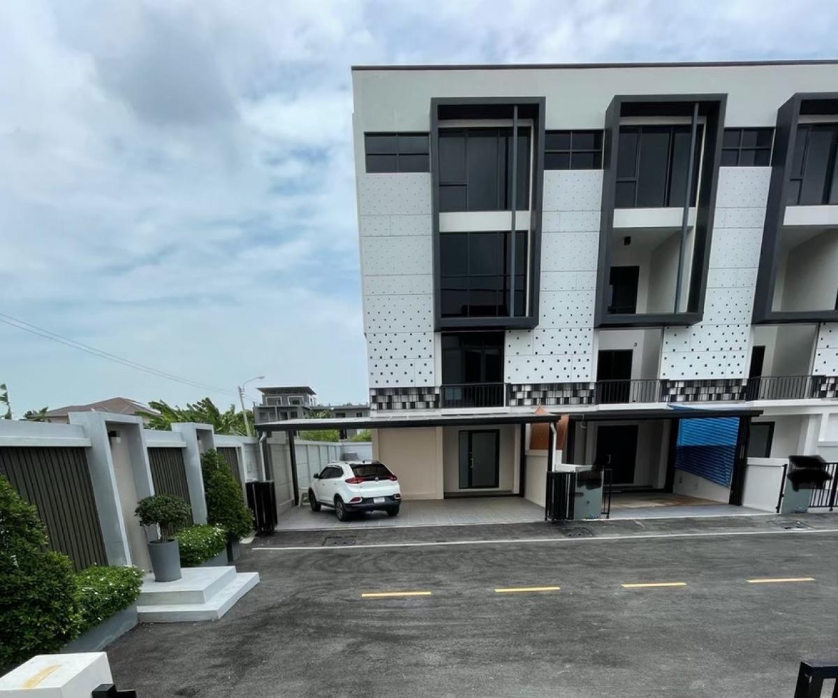 For RentHome OfficeNawamin, Ramindra : 📢👇Home office 4 story for rent in very good price, corner unit near Synphaet Ramintra hospital , The Promenade