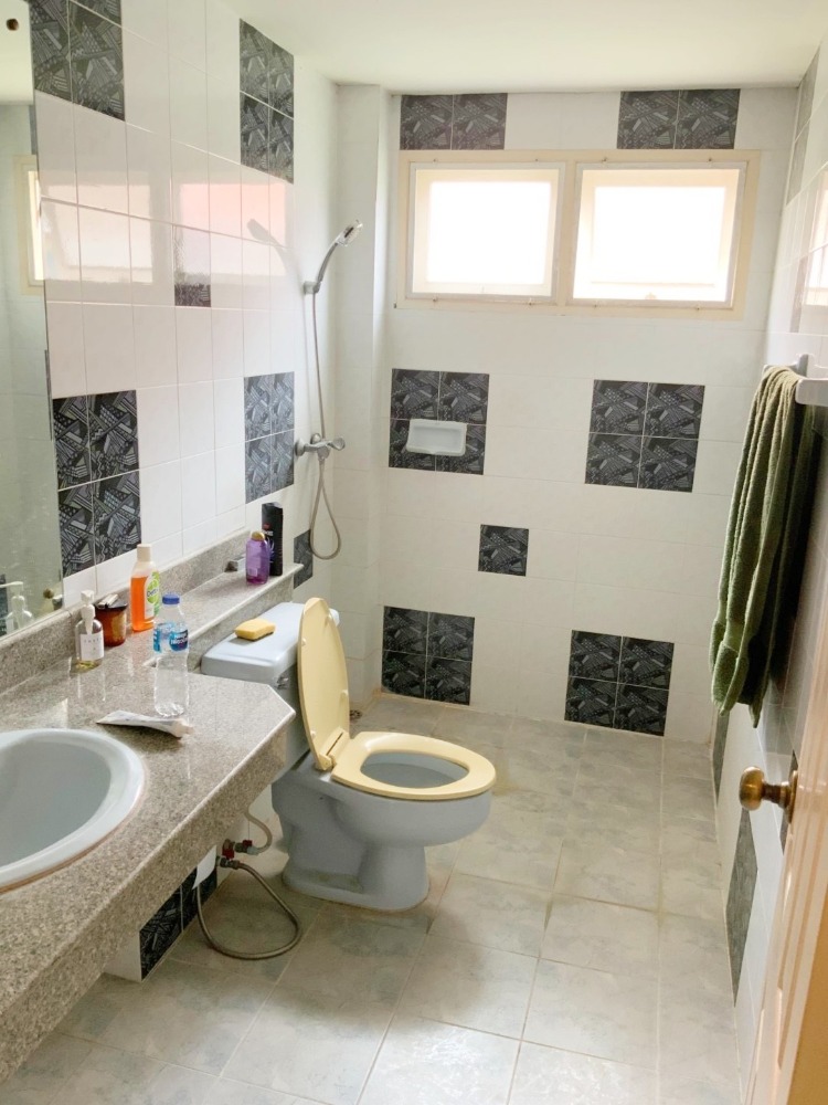 ขายบ้านราษฎร์บูรณะ สุขสวัสดิ์ : ขาย บ้านเดี่ยว วรารมย์ ประชาอุทิศ 98 66.5 ตรว. 3 ห้องนอน 4 ห้องน้ำ สภาพเยี่ยม