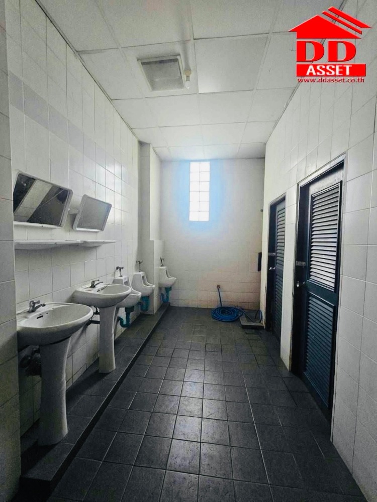 ให้เช่าโชว์รูมปิ่นเกล้า จรัญสนิทวงศ์ : ให้เช่า/ขาย  สำนักงาน ออฟฟิศ ตึกออนป้า ทาวเวอร์ จรัญสนิทวงศ์ ใกล้ MRT สิรินธร เพียง 800 เมตร รหัส : B8036