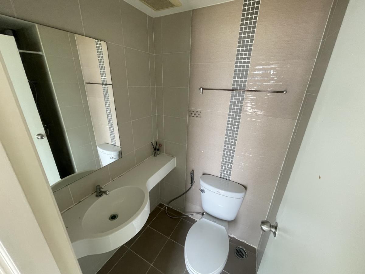 For SaleCondoChaengwatana, Muangthong : SALE : 1 bedroom 2 bathrooms type (combined unit) Lumpini Ville Chaeng Watthana - Pak Kret