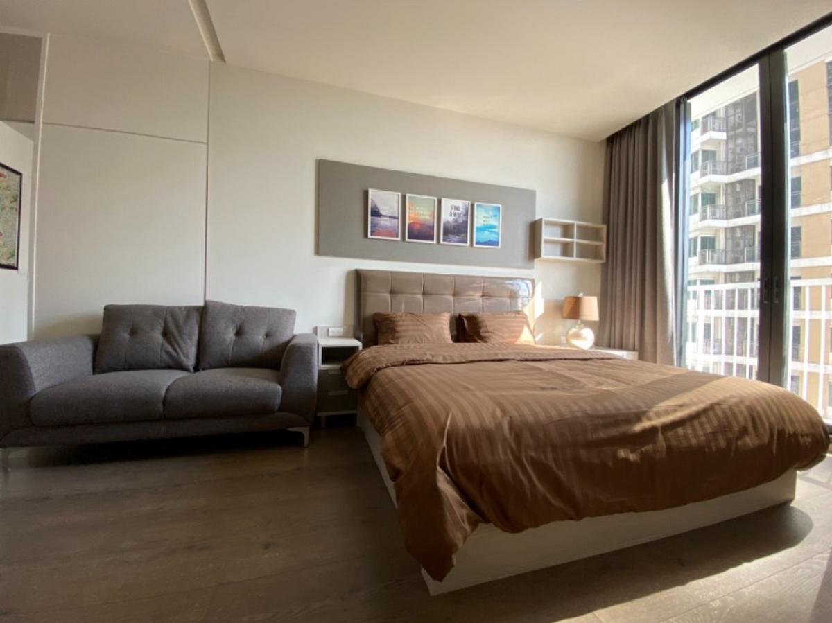 For RentCondoSukhumvit, Asoke, Thonglor : 💢For rent: Park 24 (Origin Phrom Phong) Large condo, 56 sq m | 1 bedroom | 1 large living room | 1 bathroom, Fully Furnished, 17th floor, near BTS Phrom Phong, EmQuatier, Emporium