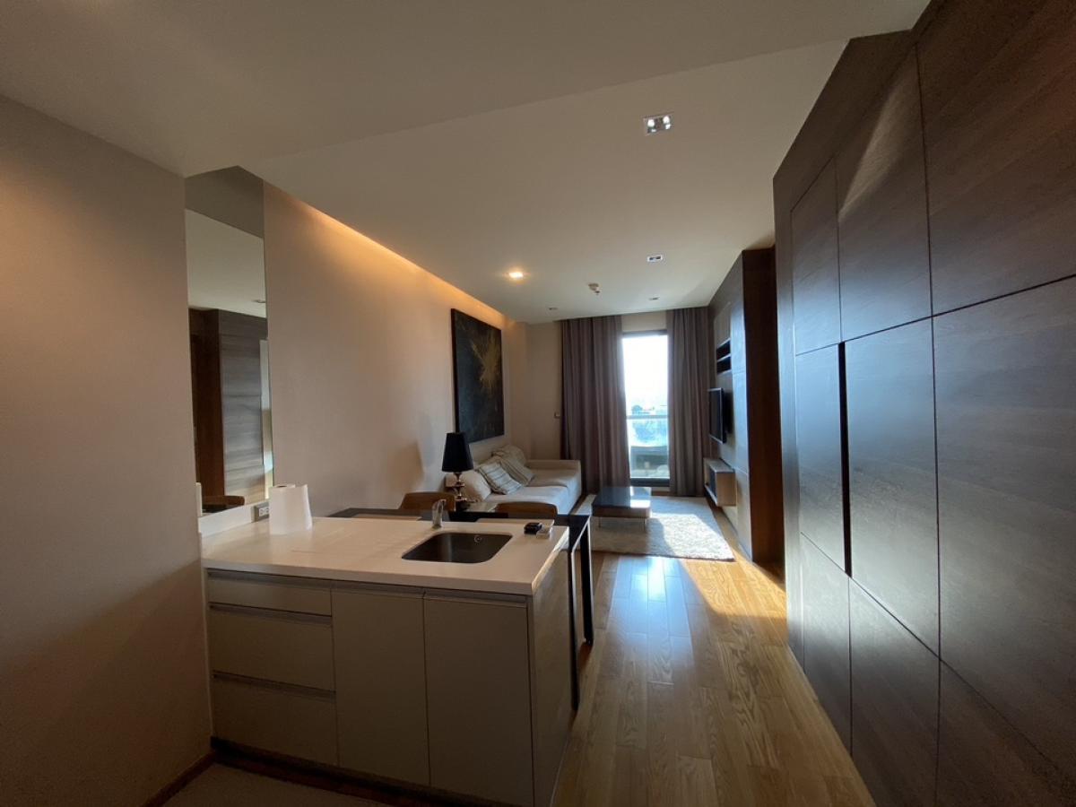 ขายคอนโดสาทร นราธิวาส : ⭐️(A0109) For Sale 🏢The address sathorn Price 8.5MB