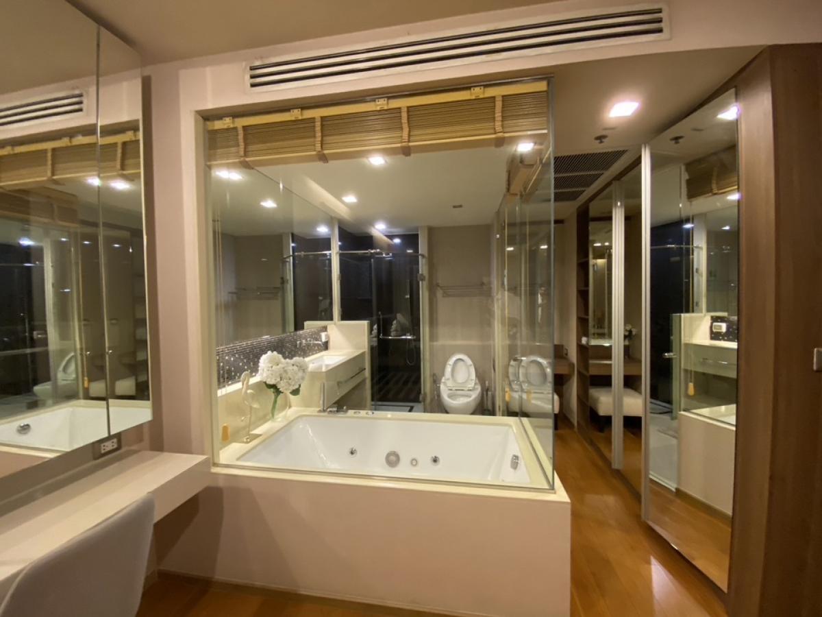 ขายคอนโดสาทร นราธิวาส : ⭐️(A0109) For Sale 🏢The address sathorn Price 8.5MB