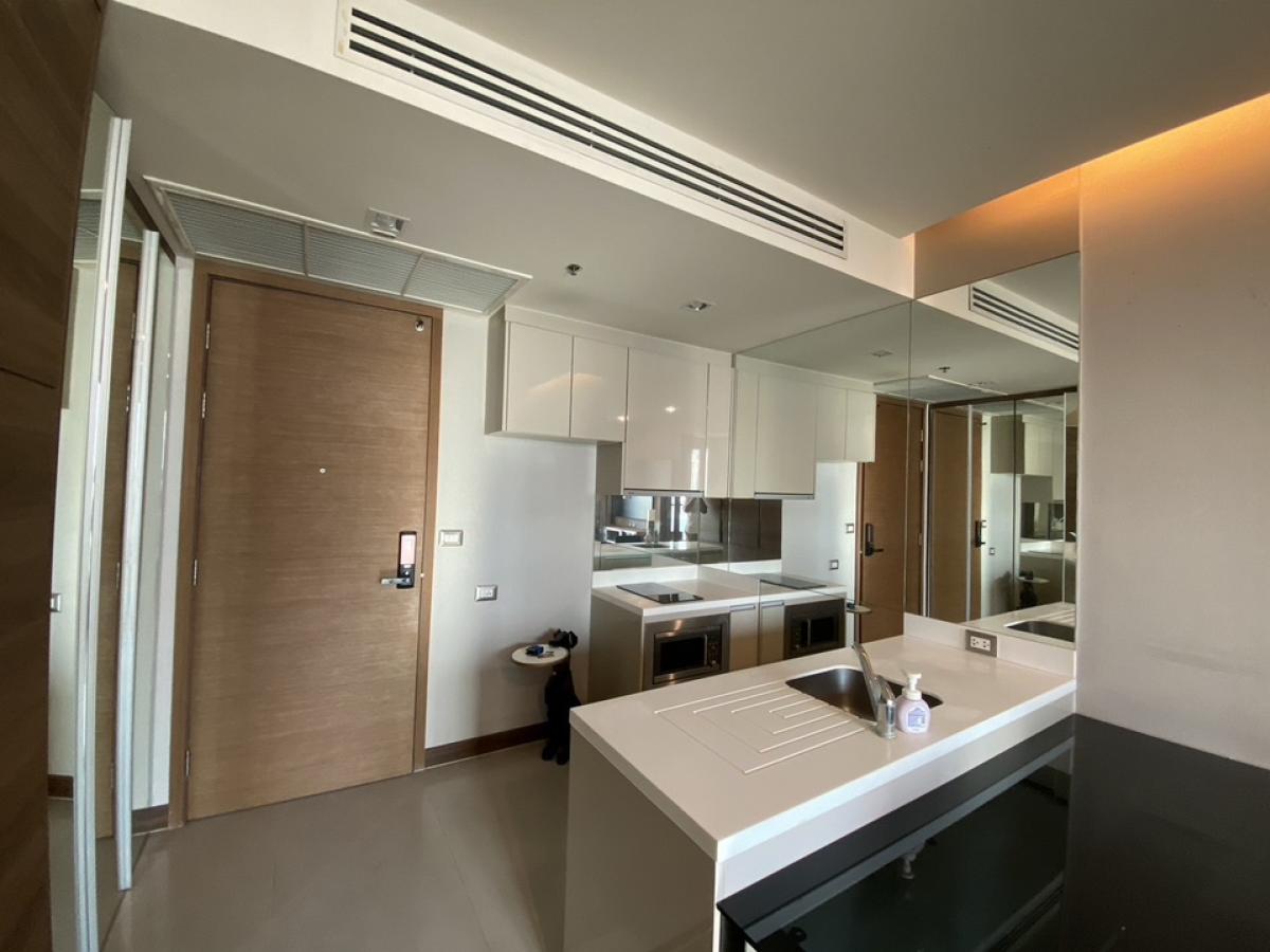 ขายคอนโดสาทร นราธิวาส : ⭐️(A0110) For Sale 🏢 The address sathorn Price 7.99 MB