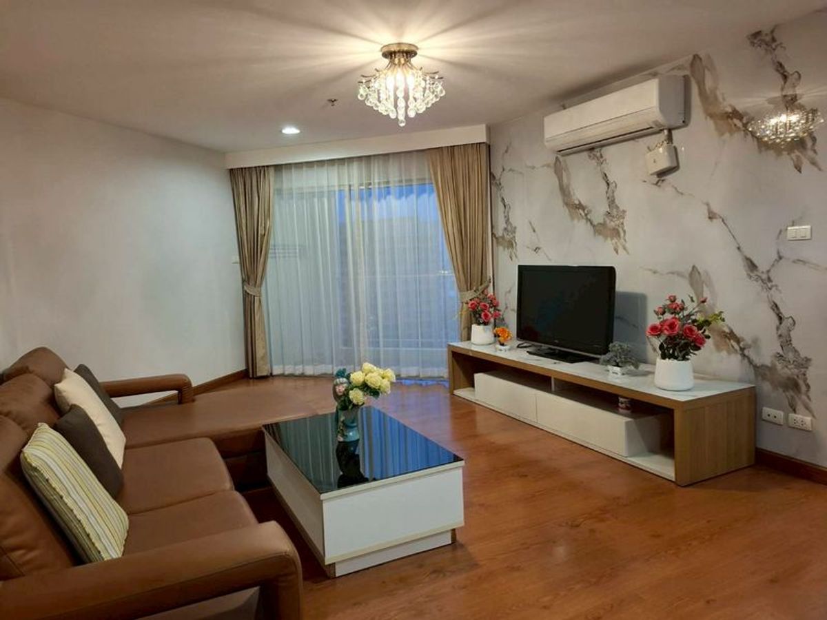 ให้เช่าคอนโดพระราม 9 เพชรบุรีตัดใหม่ RCA : For Rent  Belle Grand Rama 9 :  เบลล์ แกรนด์ พระราม  (ST-02)