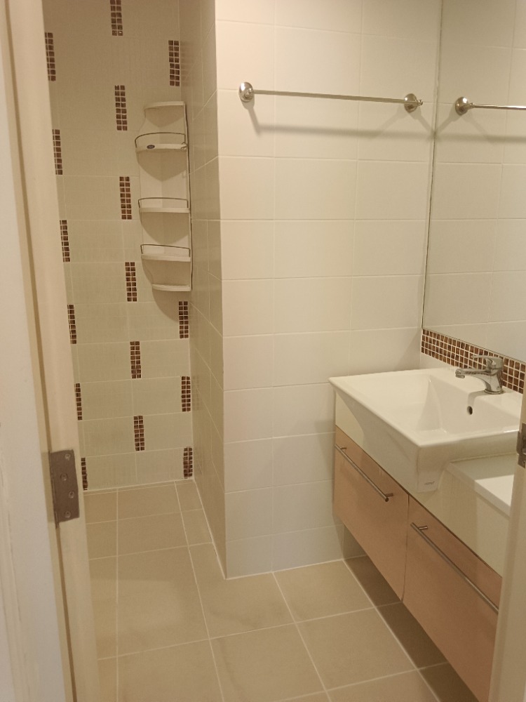 ให้เช่าทาวน์โฮมนวมินทร์ รามอินทรา : ให้เช่าทาวน์โฮม 3 ชั้น วิสต้า ปาร์ค รัชดา-รามอินทรา