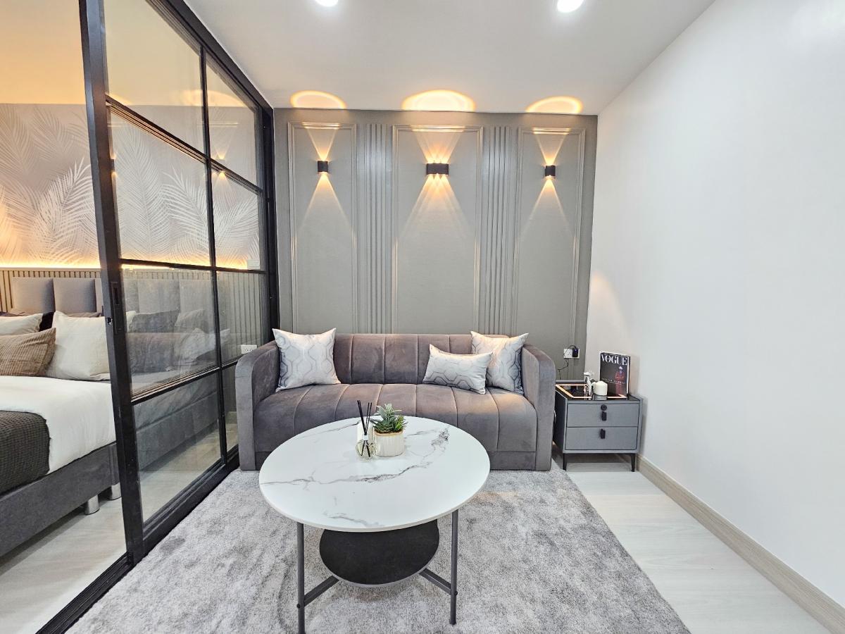 ขายคอนโดพัฒนาการ ศรีนครินทร์ : ขายอ่อนนุชเพลสคอนโด  ห้องแต่งใหม่ น่าอยู่ เฟอร์นิเจอร์ครบราคา 1,290,000 บาท ซอยอ่อนนุช 46/2