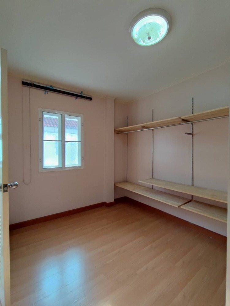 ให้เช่าบ้านเสรีไทย-นิด้า : ให้เช่า บ้านภัทรา รามคำแหง 76 ใกล้ RAIS, The Mall บางกะปิ