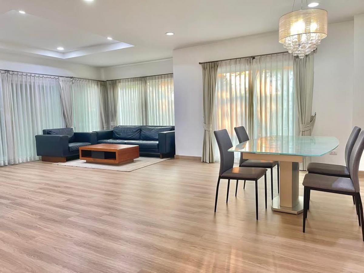 For SaleHouseLadkrabang, Suwannaphum Airport : House for sale Centro On Nut Wongwaen size 240 Sq.m 3 bed 2 bath only 9.85 MB contact 086-795-9997 Jimmy