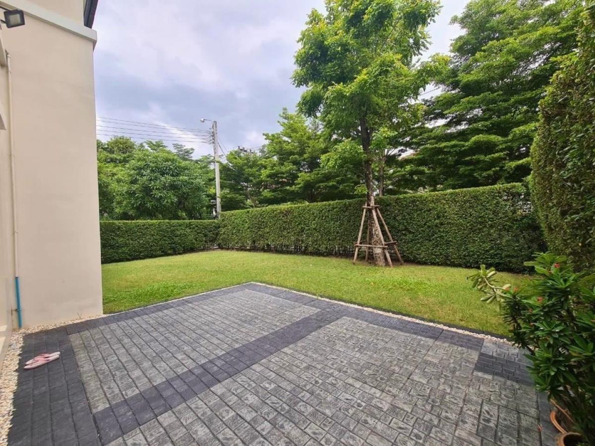 ขายบ้านลาดกระบัง สุวรรณภูมิ : ขายบ้าน Centro อ่อนนุช วงแหวน ขนาด 240 Sq.m 3 bed 2 bath เพียง 9.85 MB ติดต่อ 086-795-9997 จิมมี่