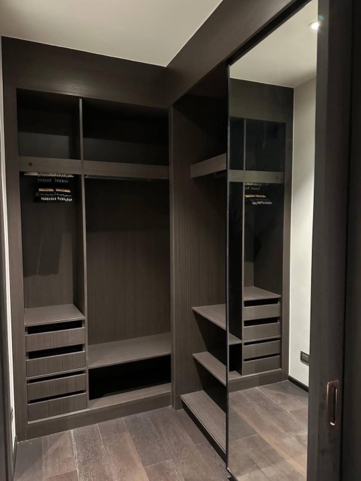 For SaleCondoSukhumvit, Asoke, Thonglor : Condo for sale Laviq Sukhumvit 57 size 114.66 Sq.m 3 bed 3 bath only 34.5 MB !!