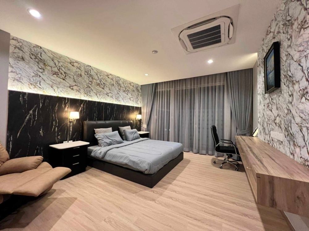 ให้เช่าพัฒนาการ ศรีนครินทร์ : LTH11625 – HOUSE FOR RENT Nirvana ABSOLUTE Size 82.25 sq.w. 329 sqm. 4 beds 5 baths ONLY 250K/Month