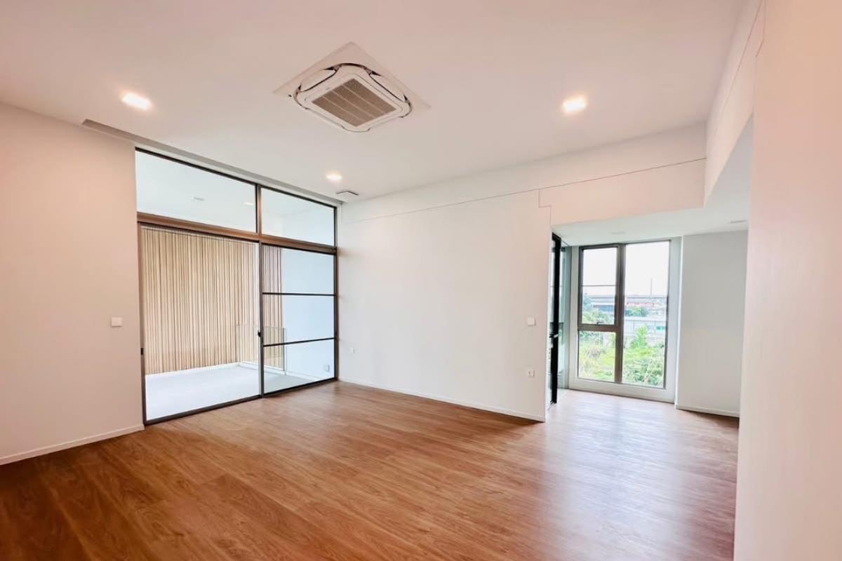 ขายบ้านพัฒนาการ ศรีนครินทร์ : ขายบ้านเดี่ยว 3 ชั้น VIVE RAMA 9ดีไซน์ใหม่สไตล์ Modern Japanese บนถนนกรุงเทพกรีฑา