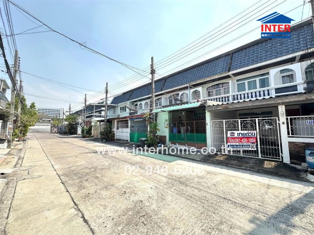 ขายทาวน์โฮมลาดพร้าว เซ็นทรัลลาดพร้าว : ทาวน์เฮ้าส์ 2 ชั้น 20 ตร.ว. ทาวน์เฮ้าส์ ซอยลาดพร้าว15 แยก1-6 ถนนลาดพร้าว ถนนพหลโยธิน เขตจตุจักร กรุงเทพมหานคร