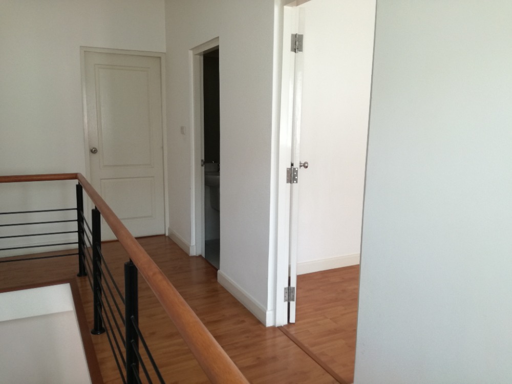 ให้เช่าทาวน์โฮมนวมินทร์ รามอินทรา : ให้เช่าทาวน์โฮม 3 ชั้น วิสต้า ปาร์ค รัชดา-รามอินทรา