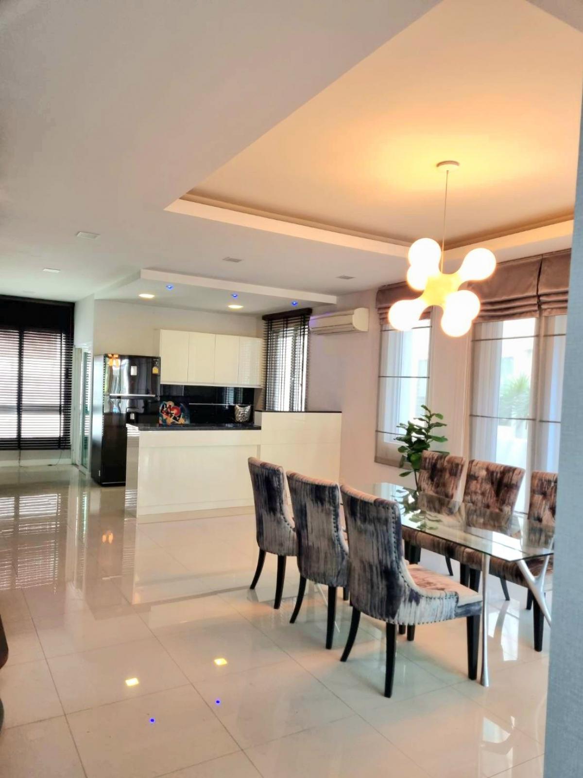 For RentHouseLadprao, Central Ladprao : 5 bedroom detached house, Lat Phrao