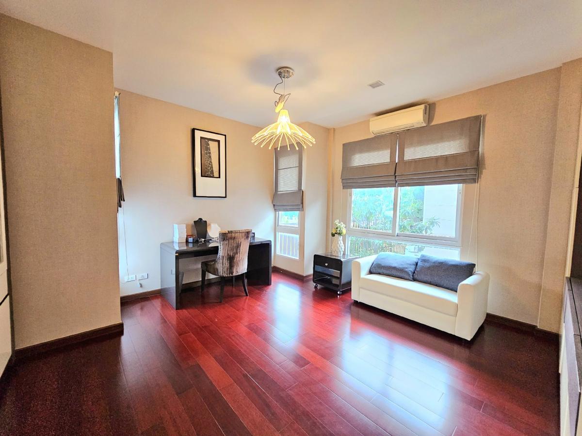 For RentHouseLadprao, Central Ladprao : 5 bedroom detached house, Lat Phrao