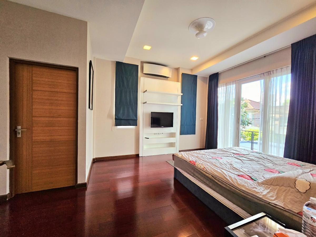 For RentHouseLadprao, Central Ladprao : 5 bedroom detached house, Lat Phrao