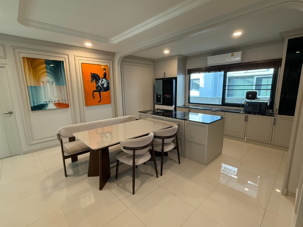 For RentHouseBangna, Bearing, Lasalle : Single house for rent, Centro Bangna project, air-conditioner, full furniture, 4 bedrooms, 5 bathrooms, 1 maids room, rental price 150,000 baht