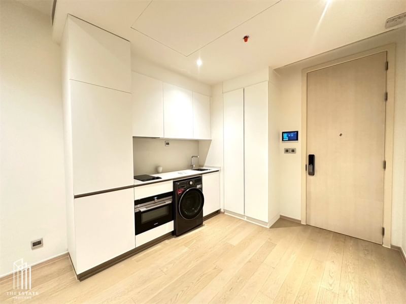 For RentCondoSukhumvit, Asoke, Thonglor : For rent 1 bedroom 1 bathroom The Strand Thonglor only 70,000 baht