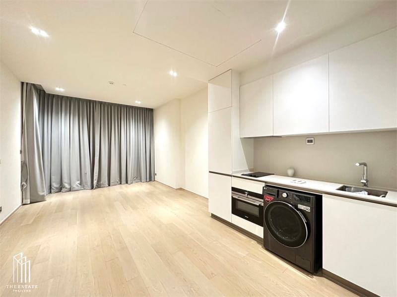 For RentCondoSukhumvit, Asoke, Thonglor : For rent 1 bedroom 1 bathroom The Strand Thonglor only 70,000 baht