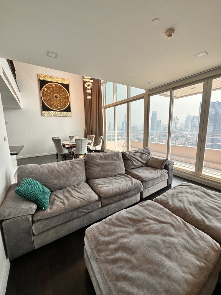 ให้เช่าคอนโดวงเวียนใหญ่ เจริญนคร : ชั้นสูง วิวสวย เช่า 3 ห้องนอน 3 ห้องน้ำ Triplex วอเตอร์มาร์ค เจ้าพระยา ริเวอร์ Watermark Chaophraya River