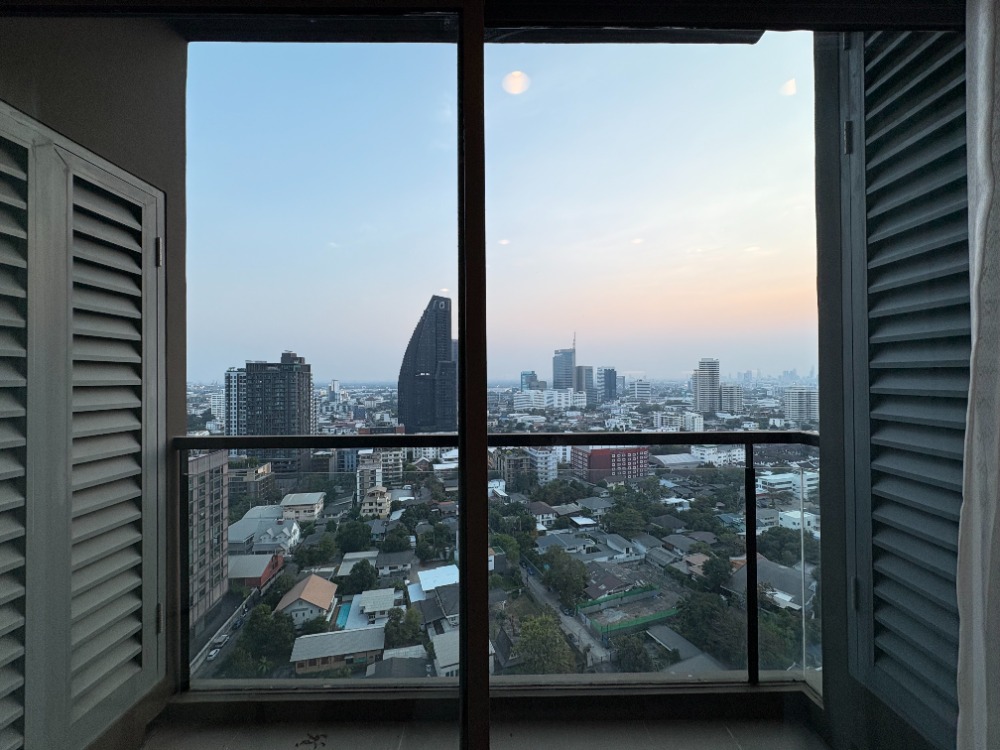 For SaleCondoSukhumvit, Asoke, Thonglor : Lowest Price Alert!! The Crest Sukhumvit 34, 2 bedrooms 2 bathrooms, 100.71 sq.m 063-2492899