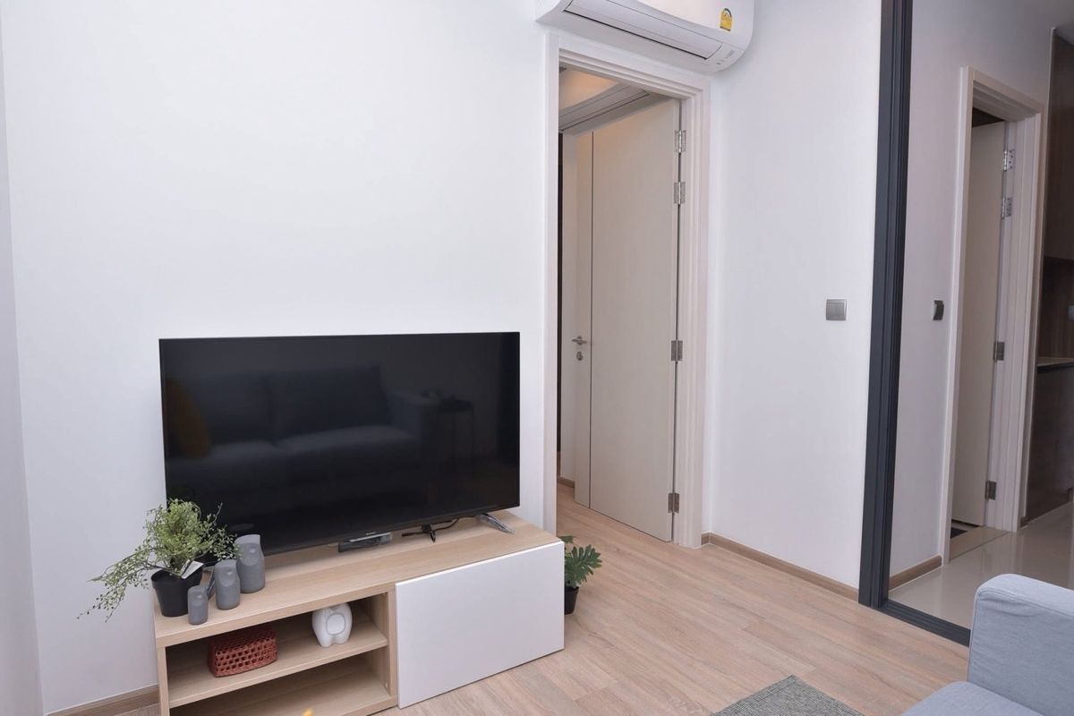 ให้เช่าคอนโดสะพานควาย จตุจักร : ให้เช่า The Line Phahol-Pradipat (1bed/1bath 35 ตรม.) ห้องสวยมากก สภาพใหม่ วิวโล่ง ราคาเพียง 20,000  เท่านั้น Tel.0806265693  คุณแบม