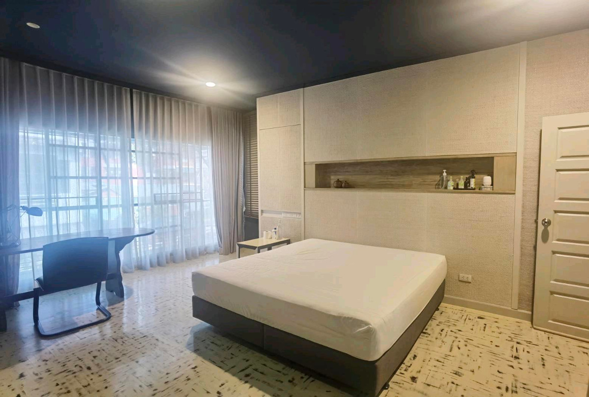 For SaleTownhomeSukhumvit, Asoke, Thonglor : 🔥🔥🔥SHOCK SALE 4 -story townhouse for sale, Sukhumvit 31, Soi Thawee Suk Citi Resort 39