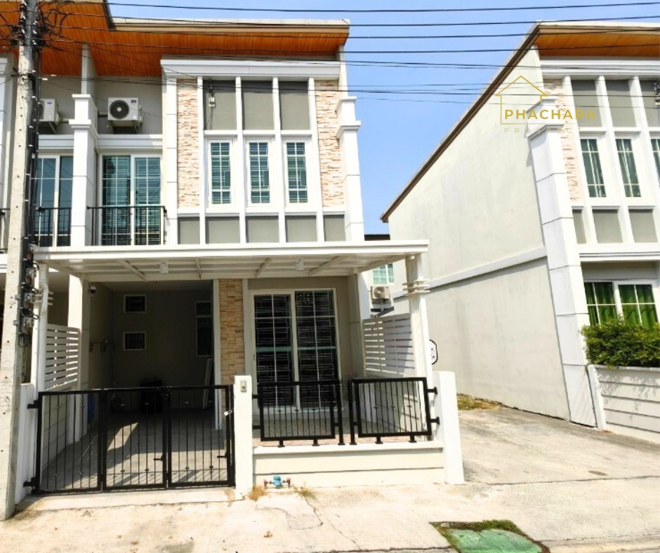 For SaleTownhomeNawamin, Ramindra : Townhome for sale, Golden Town, Ram Intra-Wongwaen, corner house, not crowded, beautiful house, very new condition, ready to move in