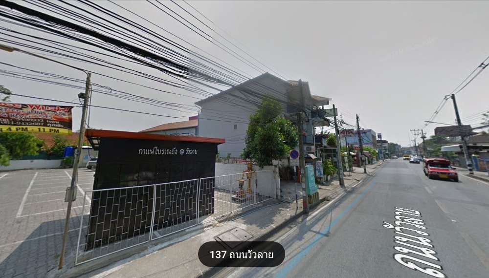 For RentShop HouseChiang Mai : For rent: 3-storey building, 1 unit, opposite the Groundwater Resources Office, Wualai Road, Hai Ya Subdistrict, Mueang District, Chiang Mai Province.