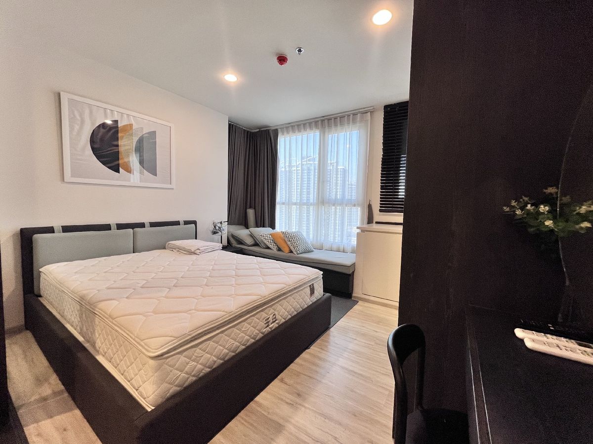 For RentCondoRatchadapisek, Huaikwang, Suttisan : 🔥xthuikwang 1 bedroom, 1 bathroom, very beautiful This price is hard to find. Add MRT. Book now 🔥