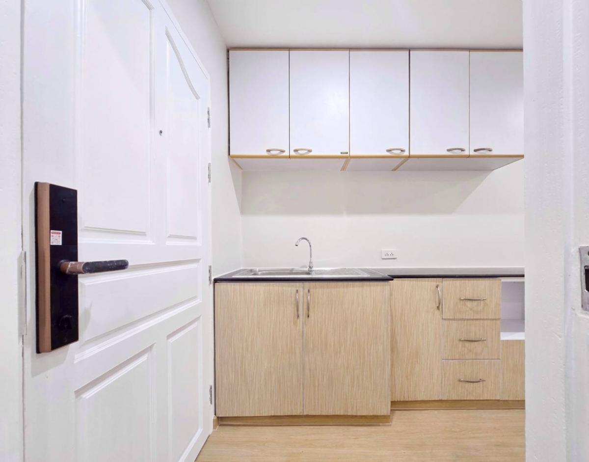 ขายคอนโดรามคำแหง หัวหมาก : 🤩ห้องสวย ฟังก์ชันครบ พื้นที่จัดเต็ม เหมาะสำหรับคนของเยอะ ไม่ว่าจะเสื้อผ้า รองเท้า หรือของใช้ บอกเลย ตู้เสื้อผ้า 3 ตู้ เก็บหมด! 🏡 บดินทร์ สวีท โฮม (Bodin Suite Home)