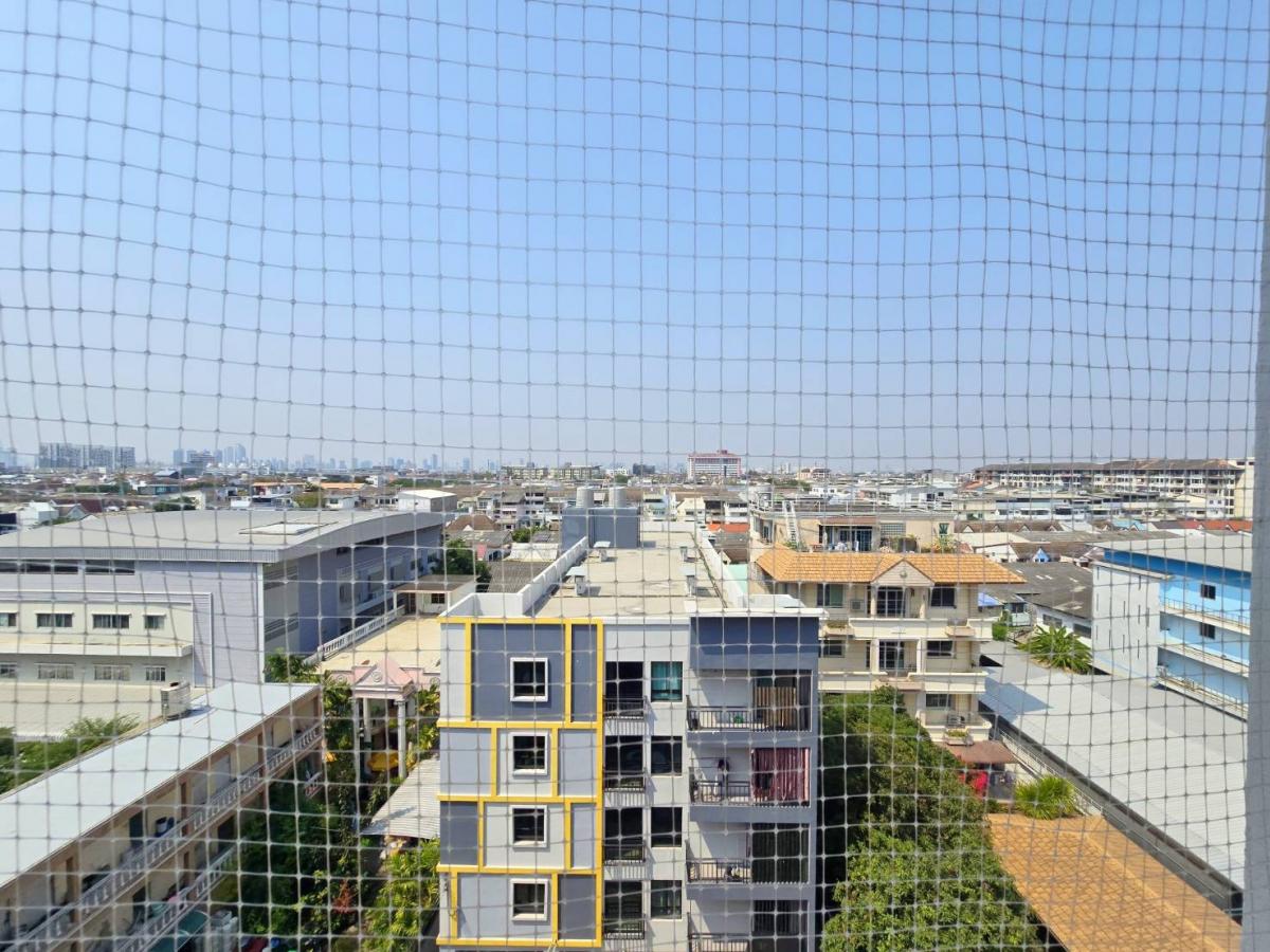 ขายคอนโดรามคำแหง หัวหมาก : 🤩ห้องสวย ฟังก์ชันครบ พื้นที่จัดเต็ม เหมาะสำหรับคนของเยอะ ไม่ว่าจะเสื้อผ้า รองเท้า หรือของใช้ บอกเลย ตู้เสื้อผ้า 3 ตู้ เก็บหมด! 🏡 บดินทร์ สวีท โฮม (Bodin Suite Home)