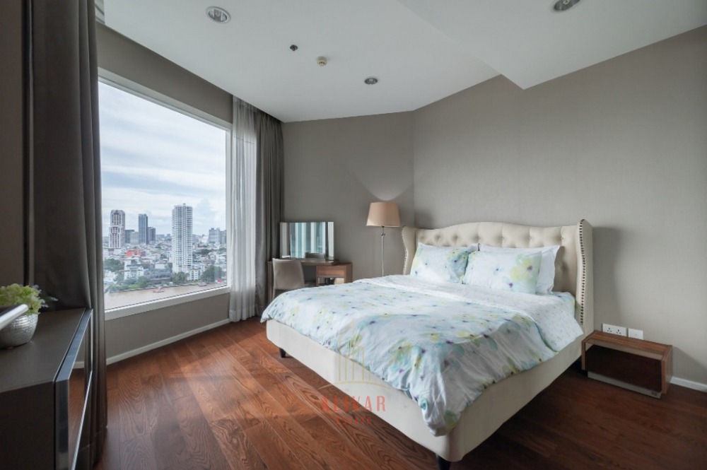 For RentCondoSathorn, Narathiwat : RC010825 Condo for rent MENAM RESIDENCES, fully furnished, with furniture, Charoen Krung area