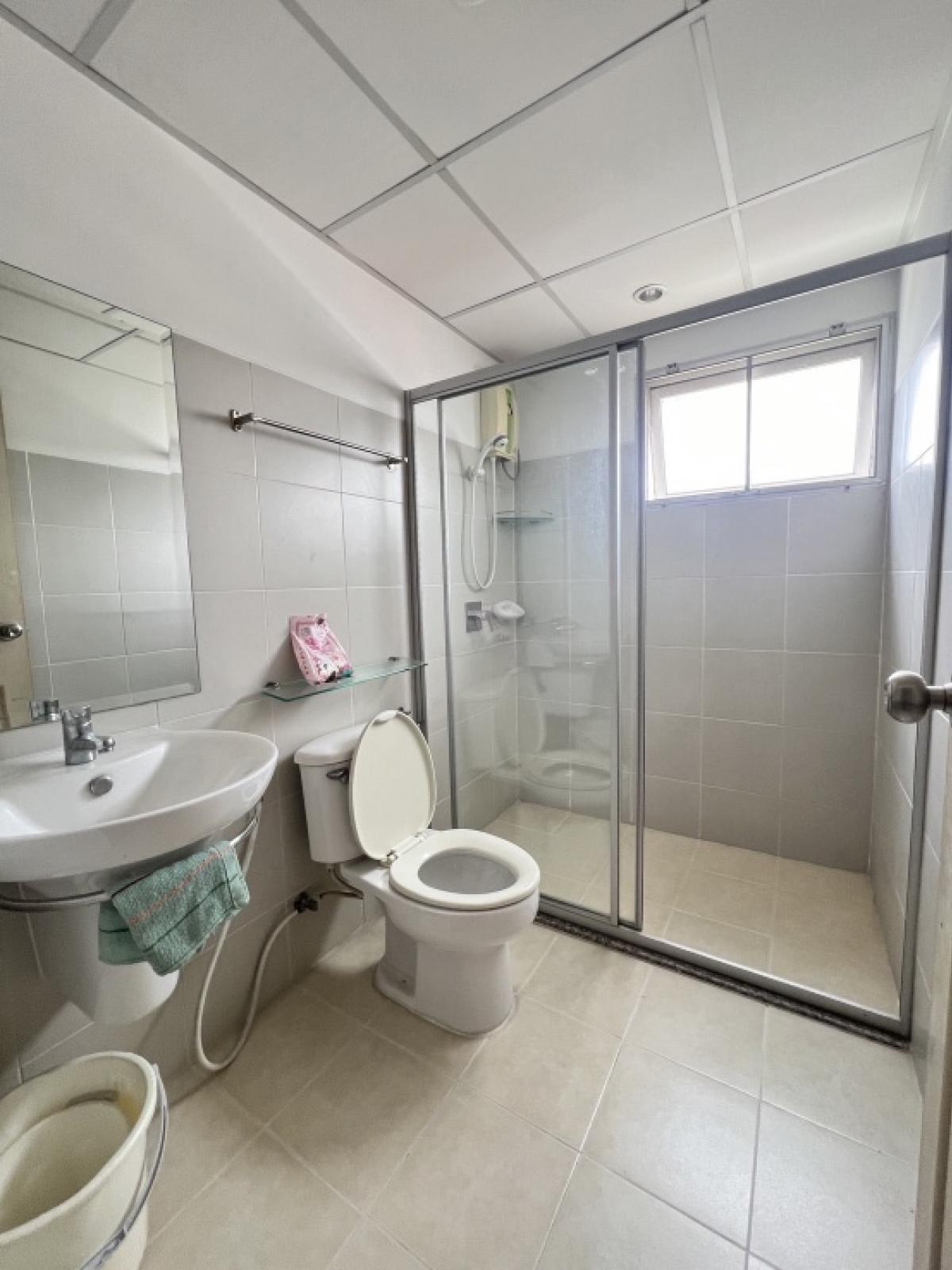 For SaleCondoKasetsart, Ratchayothin : Urgent sale with tenant, 45 sq m room, Supalai Park Ratchayothin project, near Major Ratchayothin, Central Ladprao