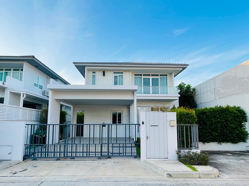 ขายบ้านลาดกระบัง สุวรรณภูมิ : ขายบ้านเดี่ยวหลังมุม โครงการมัณฑนา บางนา-วงแหวน ใกล้เมกาบางนา ซอยรามคำแหง 2 เขตประเวศ กทม.