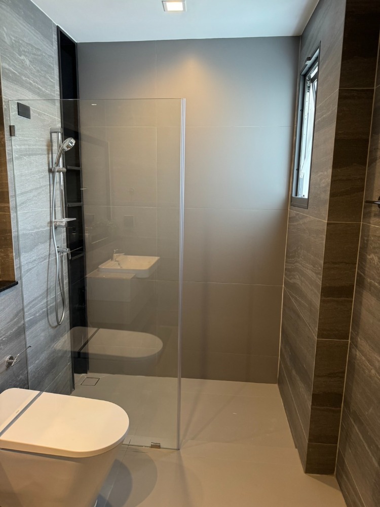 ให้เช่าบ้านบางนา แบริ่ง ลาซาล : ให้เช่าบ้านเดี่ยวสุดหรูที่แกรนด์ บางกอก บูเลอวาร์ด สุขุมวิท - ศรีนครินทร์,  สไตล์ยุโรป, ตกแต่งสวย เฟอร์นิเจอร์ครบ ใกล้ทางด่วน ใกล้โรงเรียน ใกล้ BTS แบริ่ง