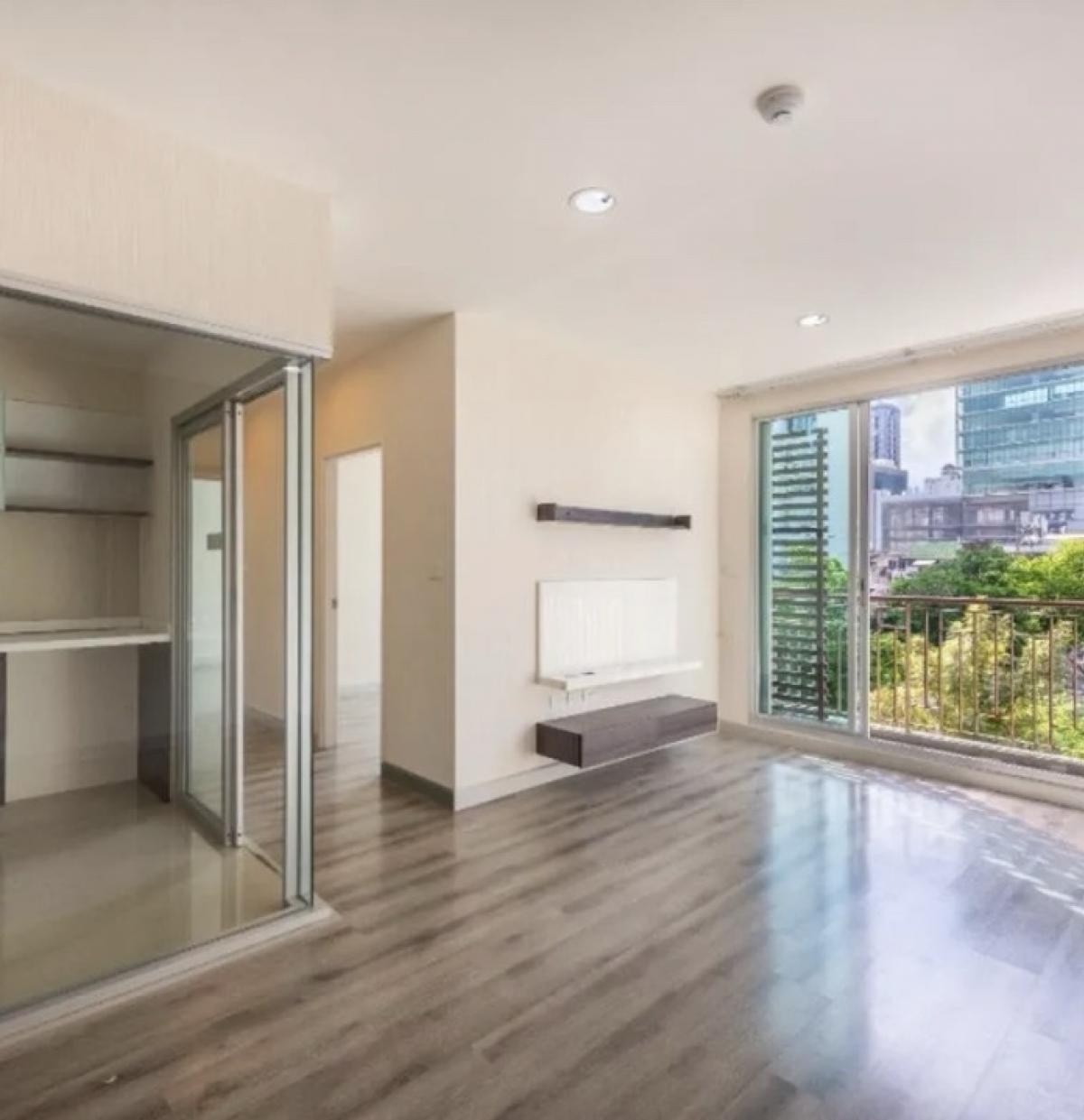 ขายคอนโดสาทร นราธิวาส : ⭐️(A0116) For Sale 🏢 Centric sathorn st louis Price 9.15 MB