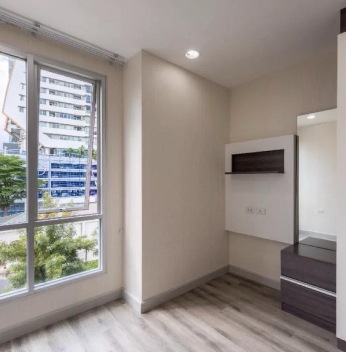 ขายคอนโดสาทร นราธิวาส : ⭐️(A0116) For Sale 🏢 Centric sathorn st louis Price 9.15 MB