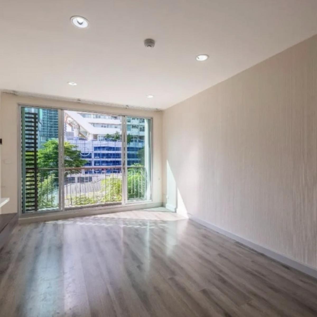 ขายคอนโดสาทร นราธิวาส : ⭐️(A0116) For Sale 🏢 Centric sathorn st louis Price 9.15 MB