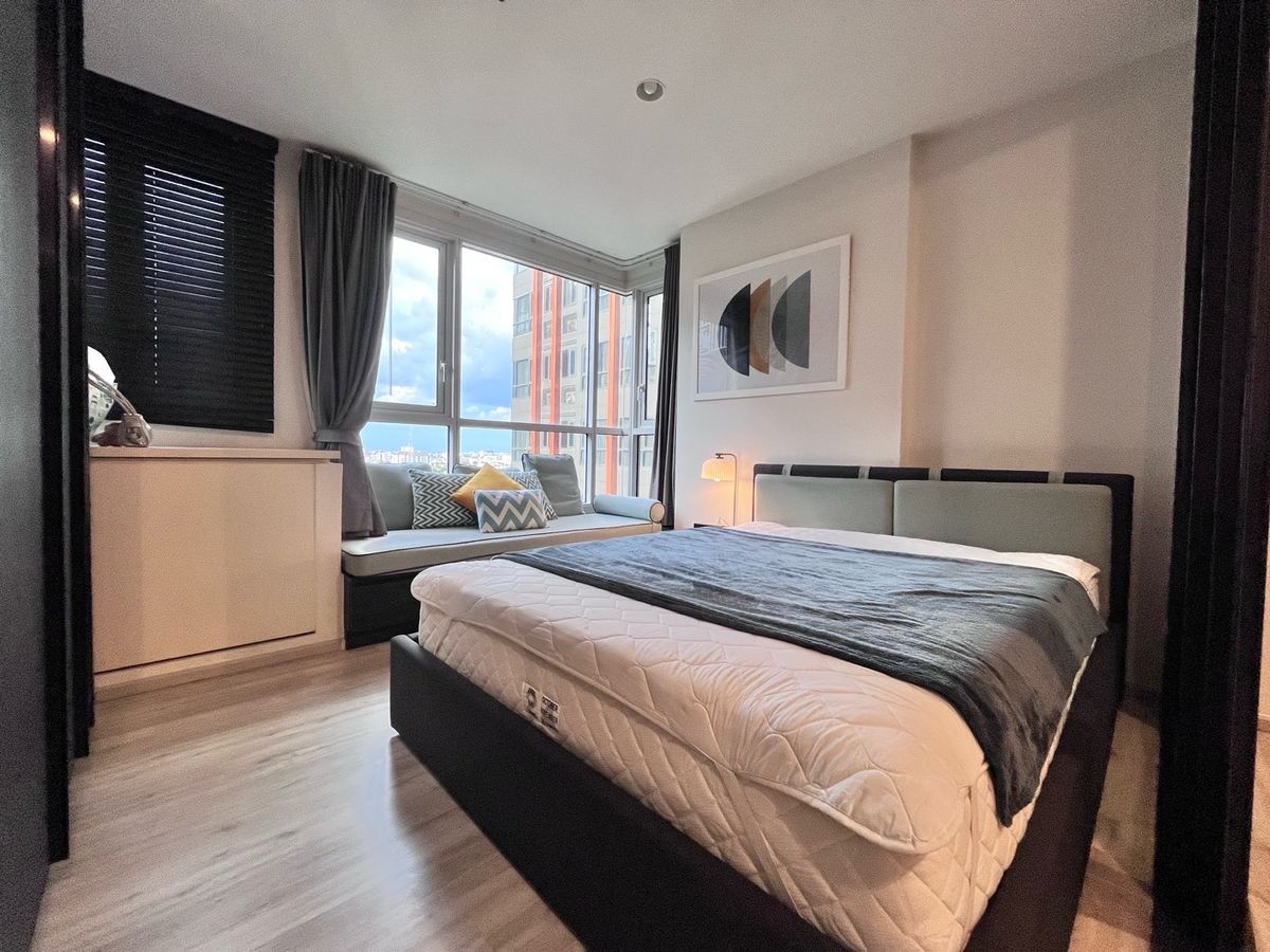 For RentCondoRatchadapisek, Huaikwang, Suttisan : 🔥XT huaikwang 1 bedroom, 1 bathroom, very beautiful This price is hard to find. Clost to MRT, Book now 🔥