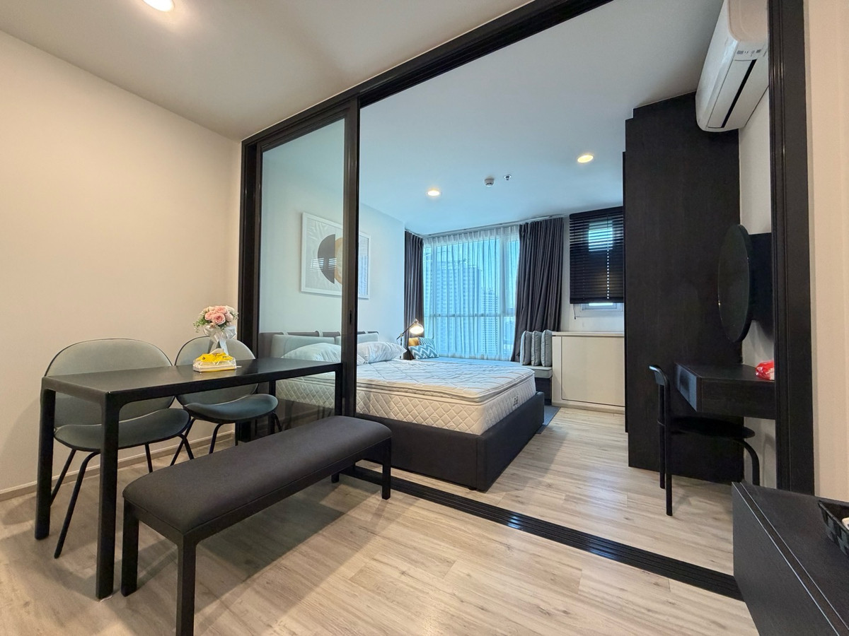 For RentCondoRatchadapisek, Huaikwang, Suttisan : 🔥XT huaikwang 1 bedroom, 1 bathroom, very beautiful This price is hard to find. Clost to MRT, Book now 🔥