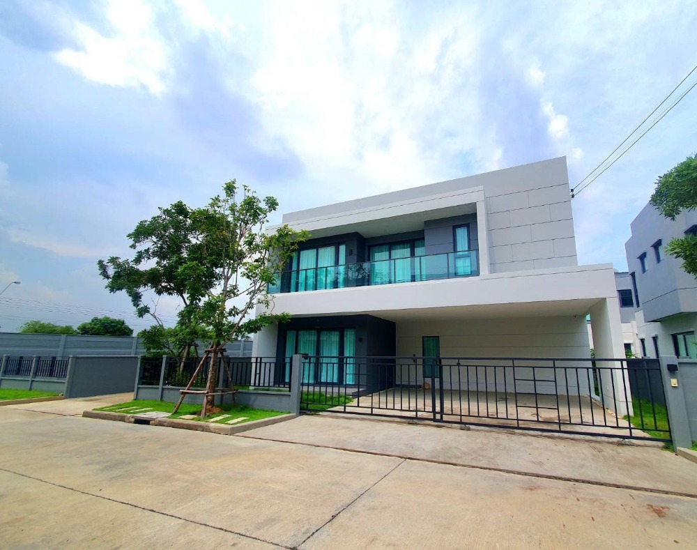ขายบ้านนวมินทร์ รามอินทรา : ขาย บ้านเดี่ยว 2 ชั้น Centro รามอินทรา-จตุโชติ 2 ใกล้ รถไฟฟ้าสายสีชมพู สถานีรามอินทรา 83 และ รถไฟฟ้าสายสีเขียว สถานีสะพานใหม่