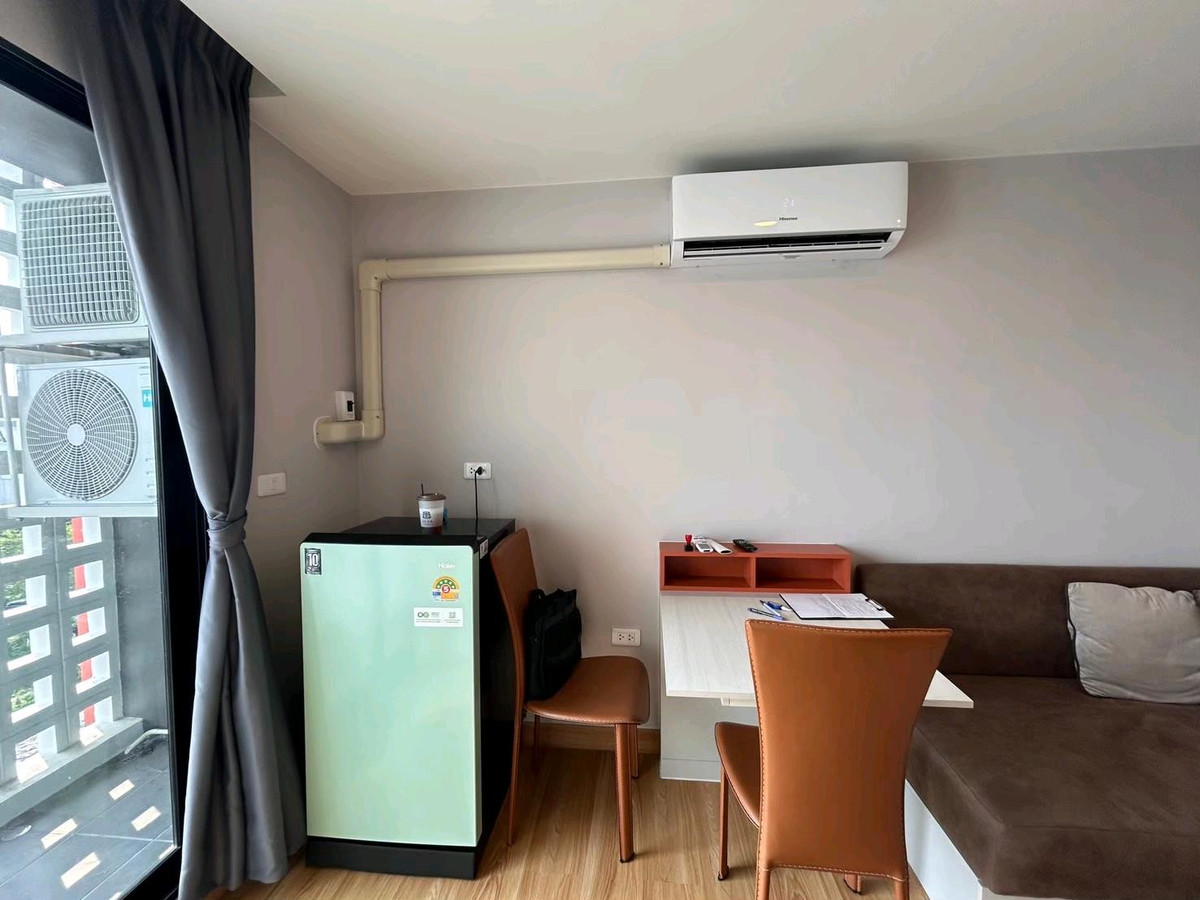 For RentCondoSamut Prakan,Samrong : 📍Room available, ready to move in on May 1, 2026, good location, convenient travel, next to Srinakarin Road. Near the Yellow Line