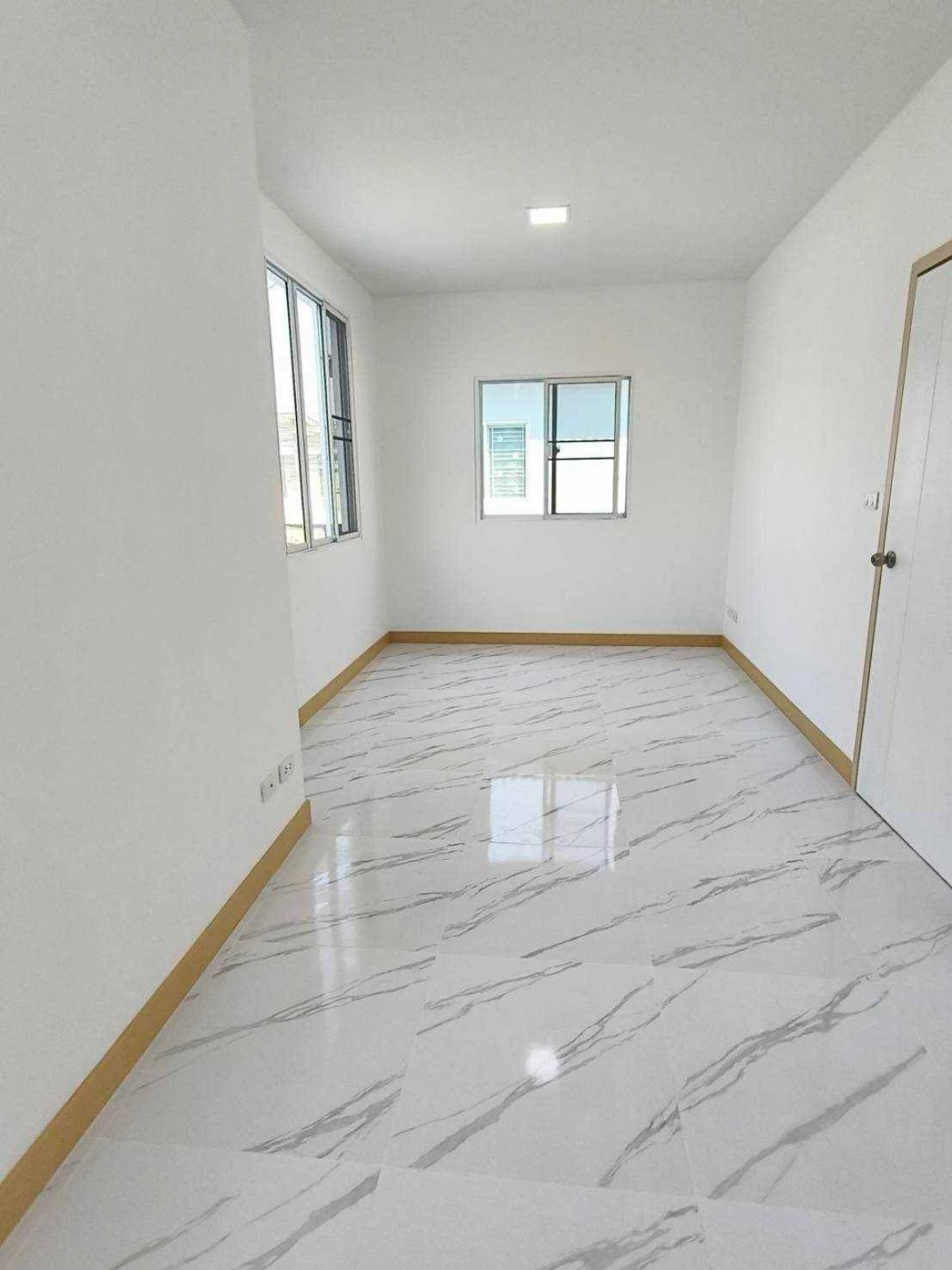 ขายทาวน์โฮมมีนบุรี-ร่มเกล้า : ขายทาวน์เฮ้าส์ 2 ชั้น หมู่บ้านพฤกษาวิลล์ 62/1 ถนนนิมิตรใหม่ ใกล้มีนบุรี หทัยราษฎร์ เลียบคลองสอง  ลำลูกกา สายไหม รามอินทรา สุวินทวงศ์ ทางด่วนจตุโชติวง แหวนรอบนอกบางนา-บางปะอิน มอเตอร์เวย์ สนามบินสุวรรณภูมิ  โรงพยาบาลสินแพทย์ โรงพยาบาลนพรัตน์ ซาฟารีเวิลด์ พ