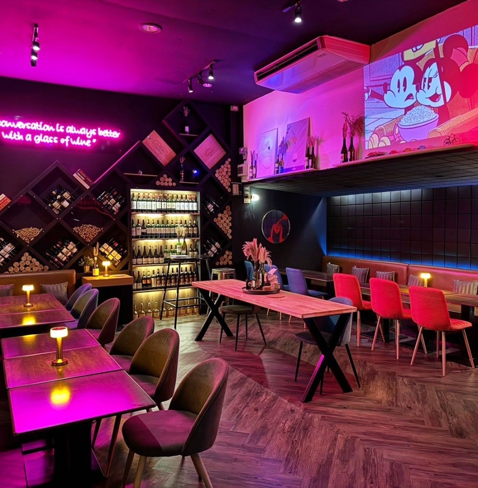 เซ้งร้านค้า/ตลาดนัดรัชดา ห้วยขวาง : เซ้งด่วน ร้านอาหาร รัชดาซอย12 ใกล้ MRT ห้วยขวาง  ด้านหลังอาคารทศพล มีที่จอดรถ